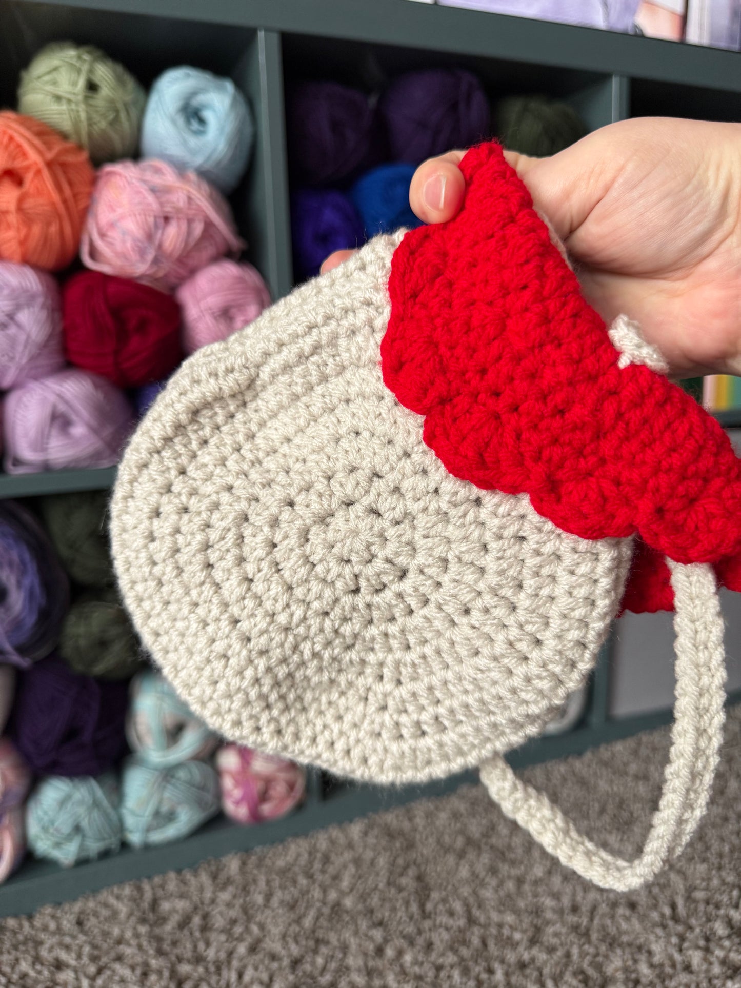 Mushroom flap purse