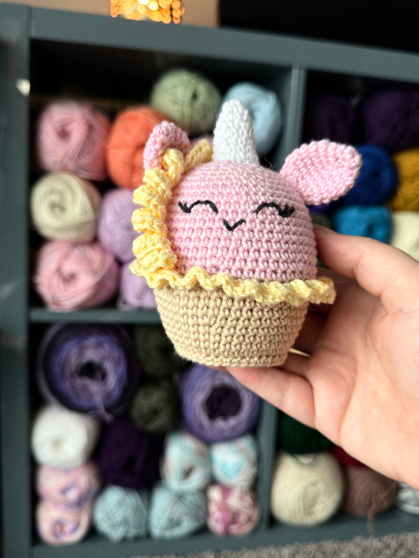 Crochet unicorn cupcakes