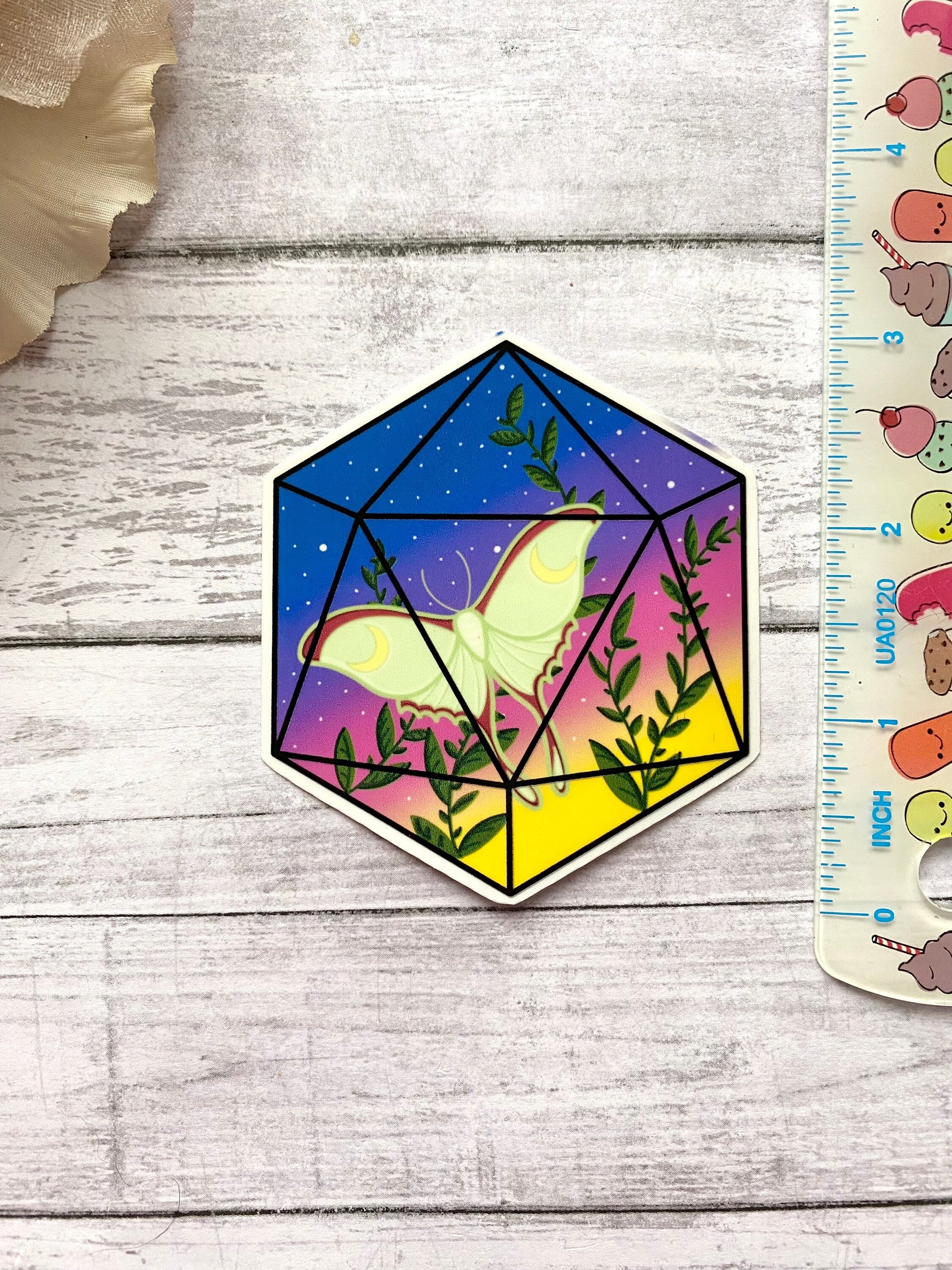 Luna moth D20 die cut, floral d20 sticker, moth decals, witchy vibes, cottagecore aesthetic stickers for ereader, glossy sticker gift