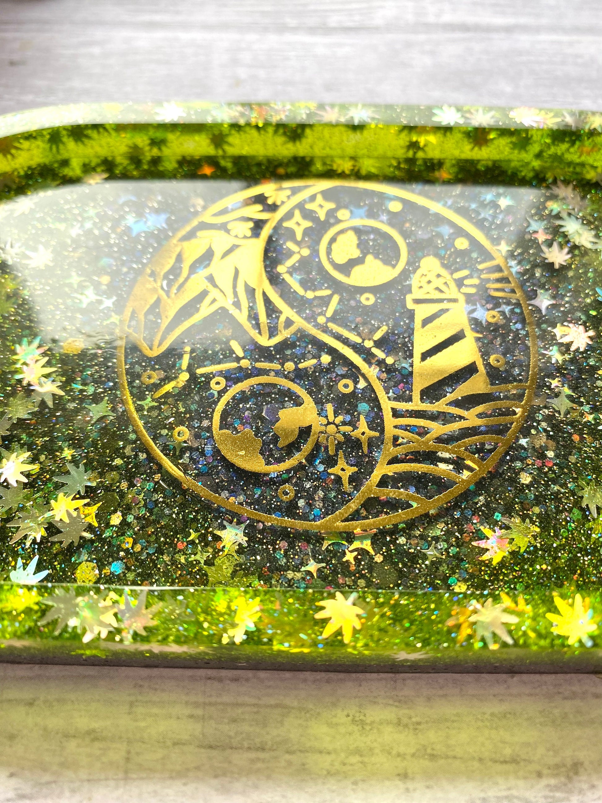 Traveller tray
