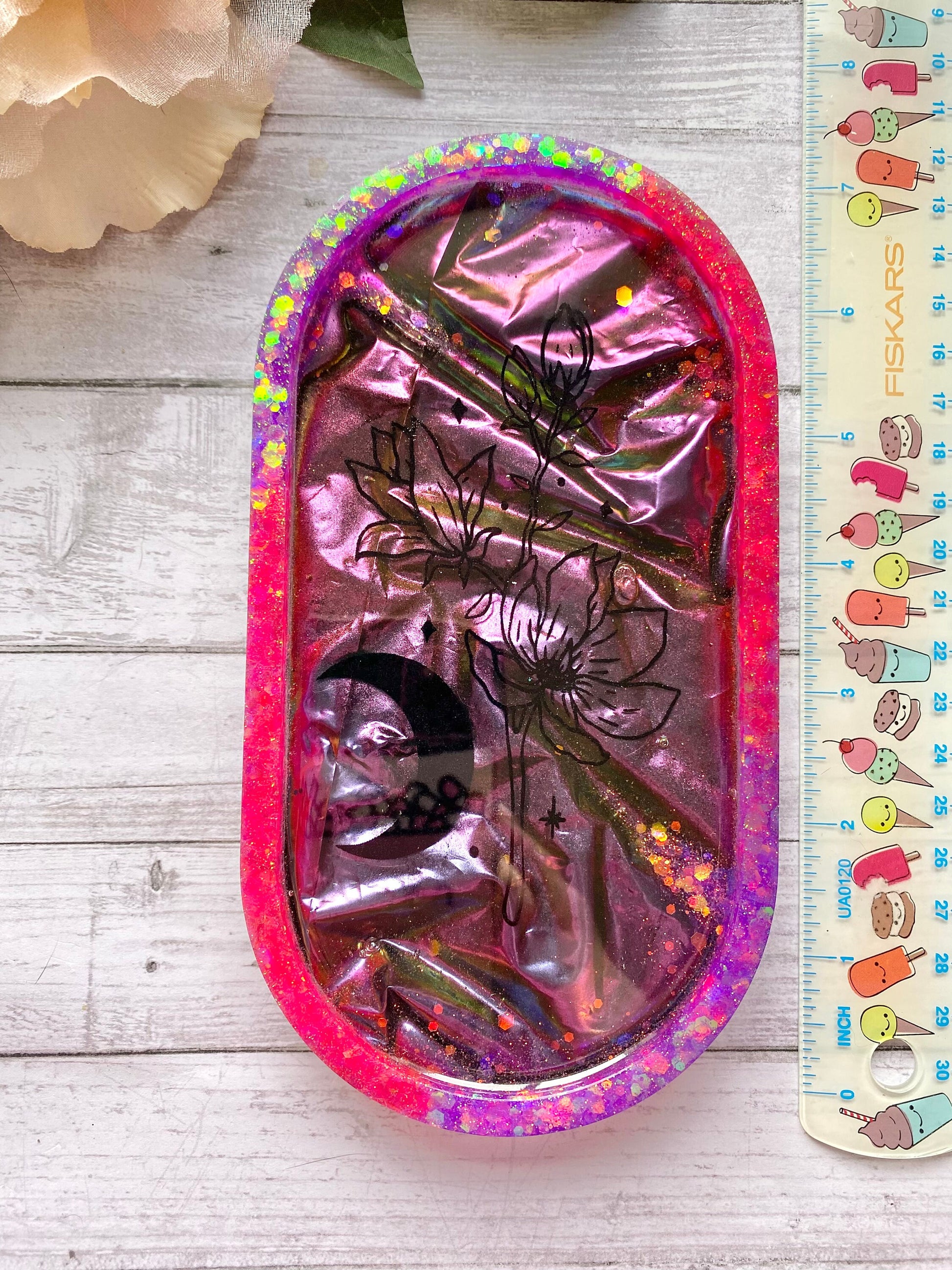 Floral moon tray