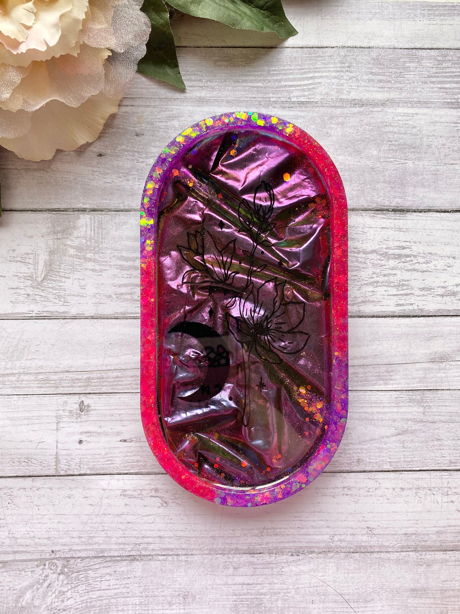 Floral moon tray