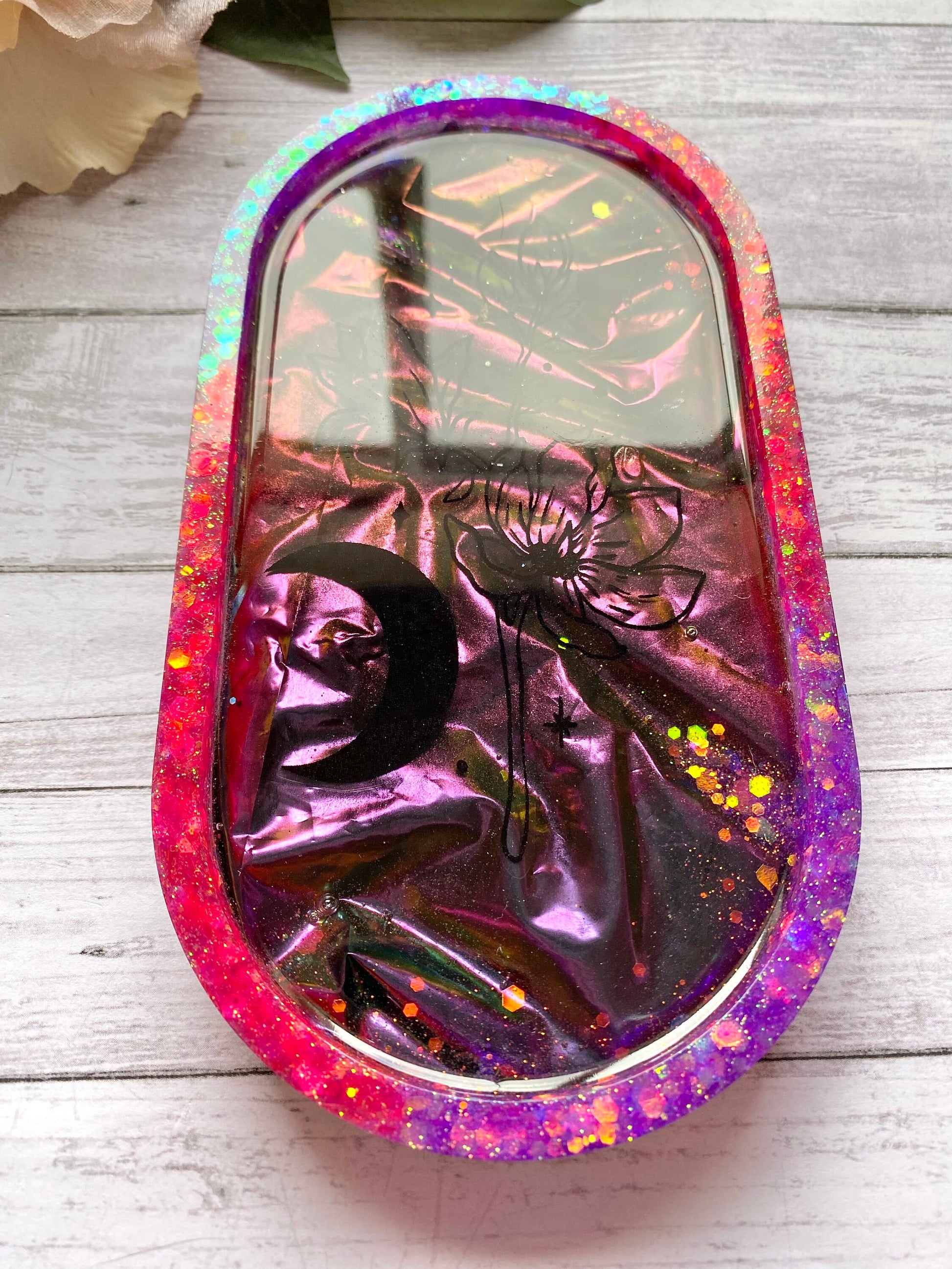 Floral moon tray